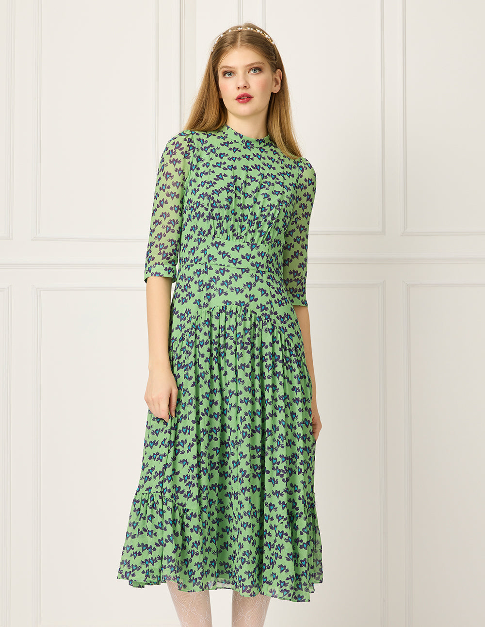 BORA AKSU Stand Collar Puff Short-Sleeve Heart Print Empire-Waist Pleated Midi Dress