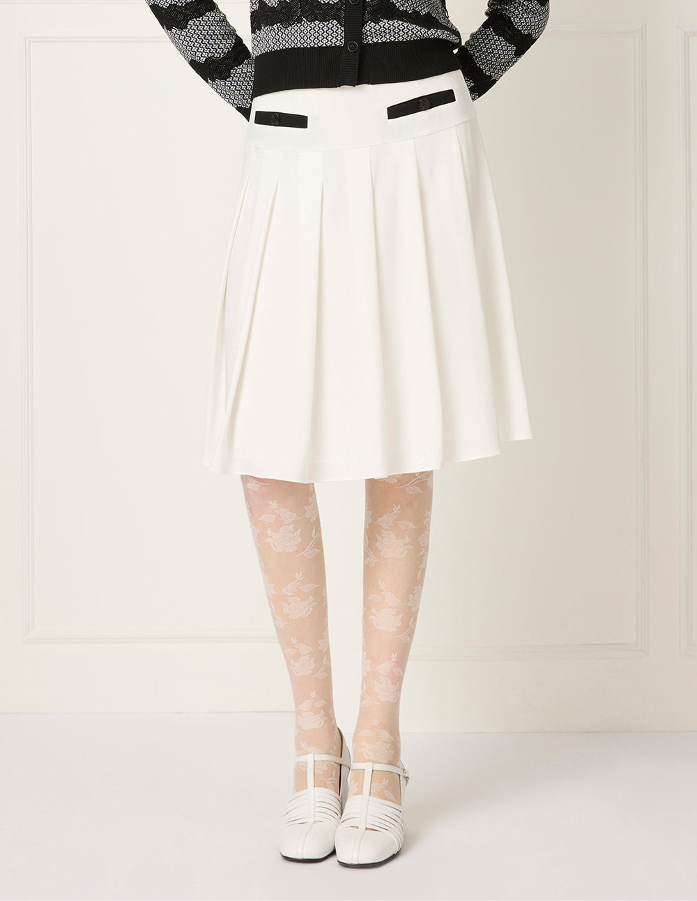 BORA AKSU Black & White Contrast High-Waist Pleated Knee-Length Skirt