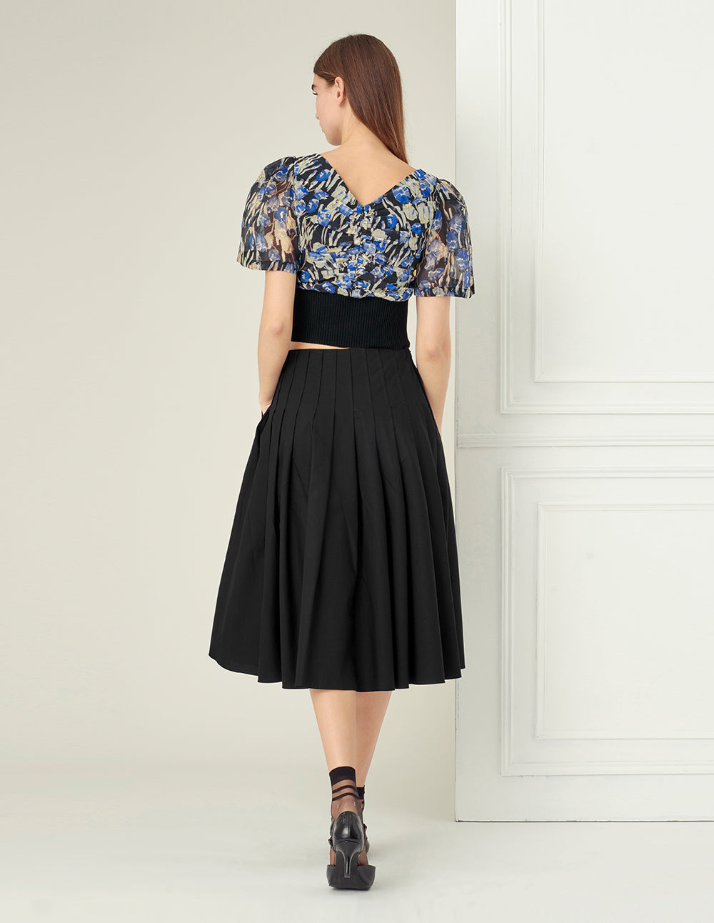 BORA AKSU Colour Ink Flower Needle Shuttle Stitching Top